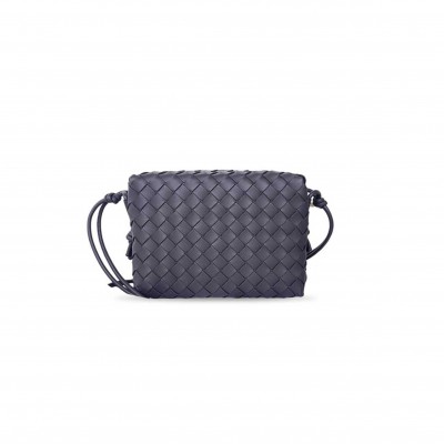 BOTTEGA VENETA SMALL LOOP CAMERA BAG 680255 (22*15*8cm) BOTTEGA VENETA SMALL LOOP CAMERA BAG 680255 (22*15*8cm)